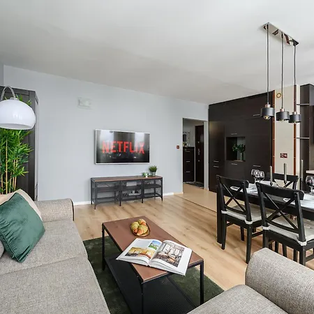 Lumina I 3-rooms With Parking I Ac I Balcony *