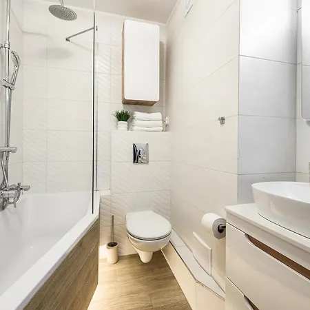 Lumina I 3-rooms With Parking I Ac I Balcony *