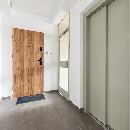 Lumina 3-rooms With Parking Apartmán *